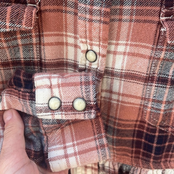 Plaid peplum shirt - Picture 6 of 8